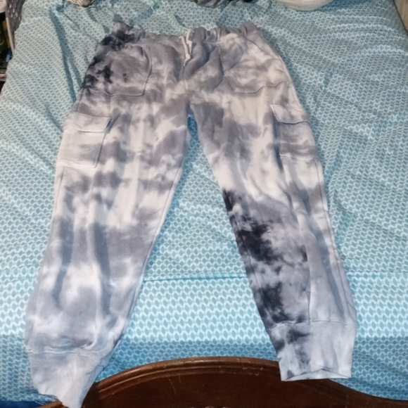 Sweatpants - Picture 1 of 2
